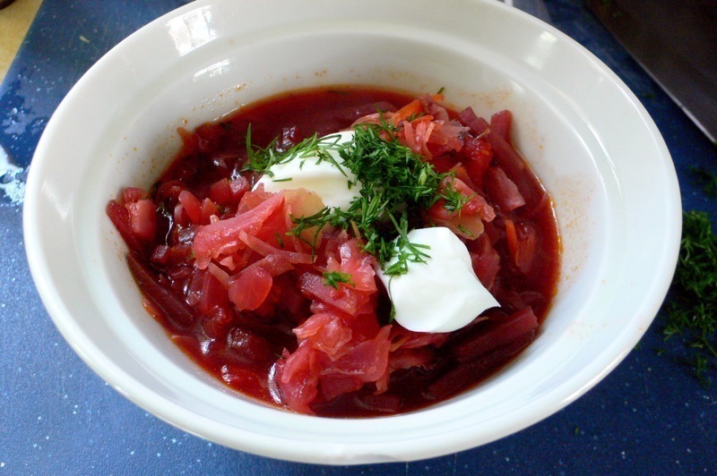 Borscht Soup de Sara Meyer - Recipefy