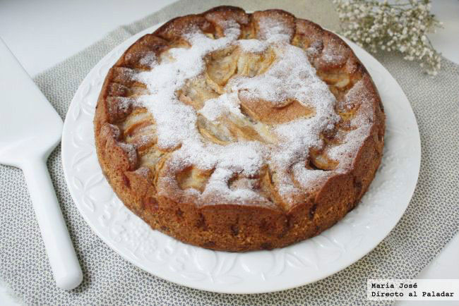 Bizcocho alemán con manzana di Angel Romero - Recipefy