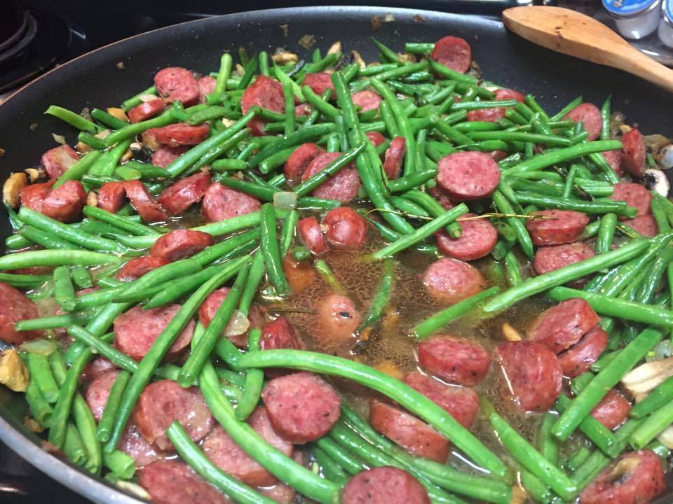 Kiolbassa Sausage Green Beans di Anthony Zamora - Recipefy