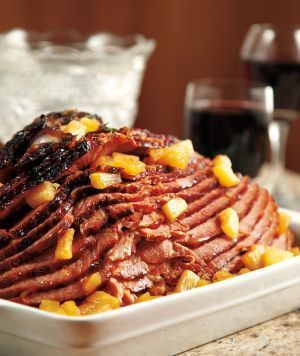 Slow-cooked Ham with Pineapples di Schalene Dagutis - Recipefy