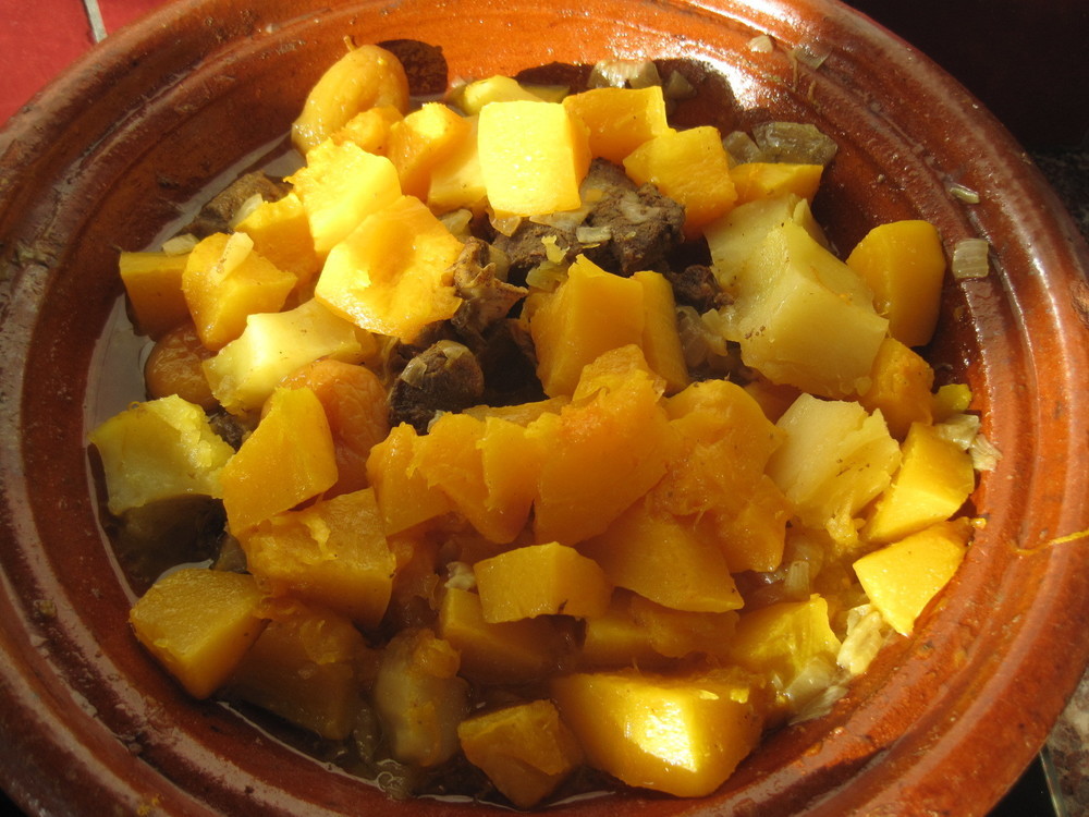 Moroccan Vegetable Chicken Tagine di Sara Meyer - Recipefy