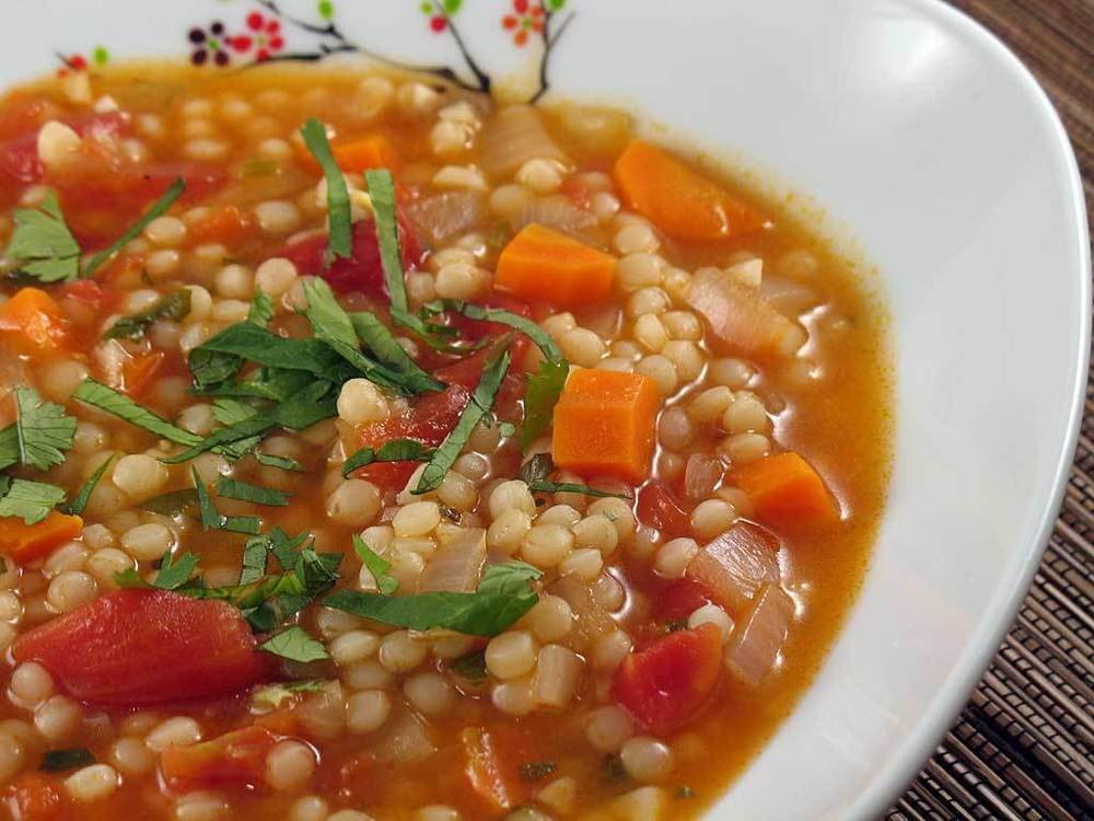 Spicy Chicken & Couscous Stew de Sara Meyer - Recipefy