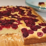 Almondandraspberryslice_img