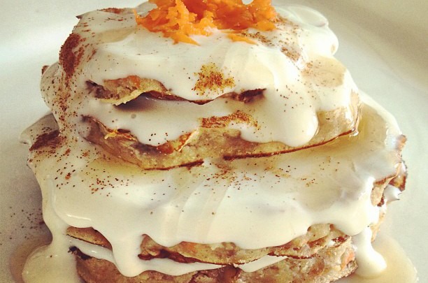 Carrot Cake Pancakes de Sweeter Life Club - Recipefy