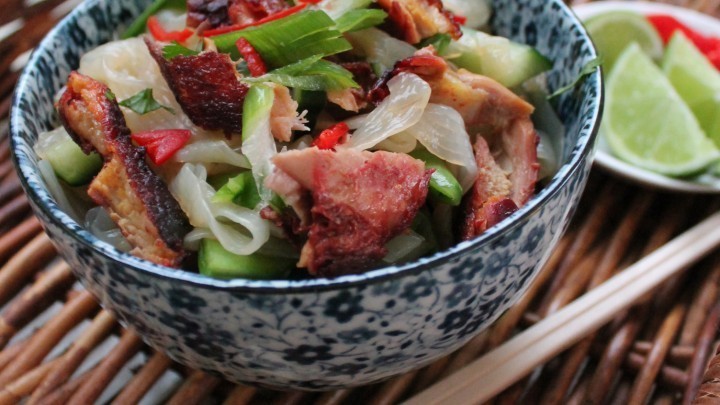 Crispy Duck Noodle Salad de Sweeter Life Club - Recipefy