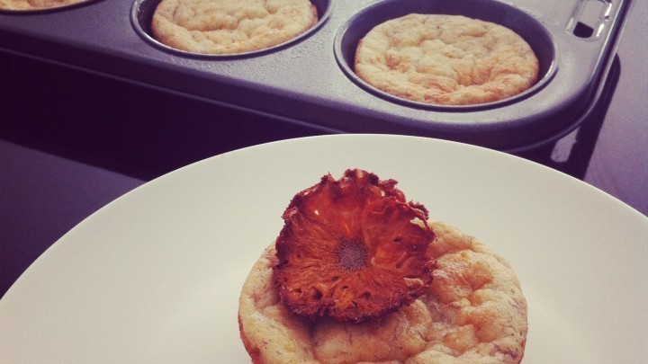 Fat Free Banana Pineapple Cupcake di Sweeter Life Club - Recipefy