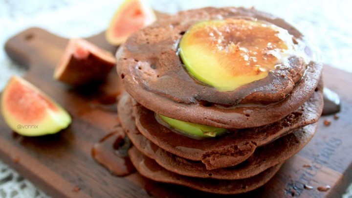 Chocolate Fig Pancakes of Sweeter Life Club - Recipefy