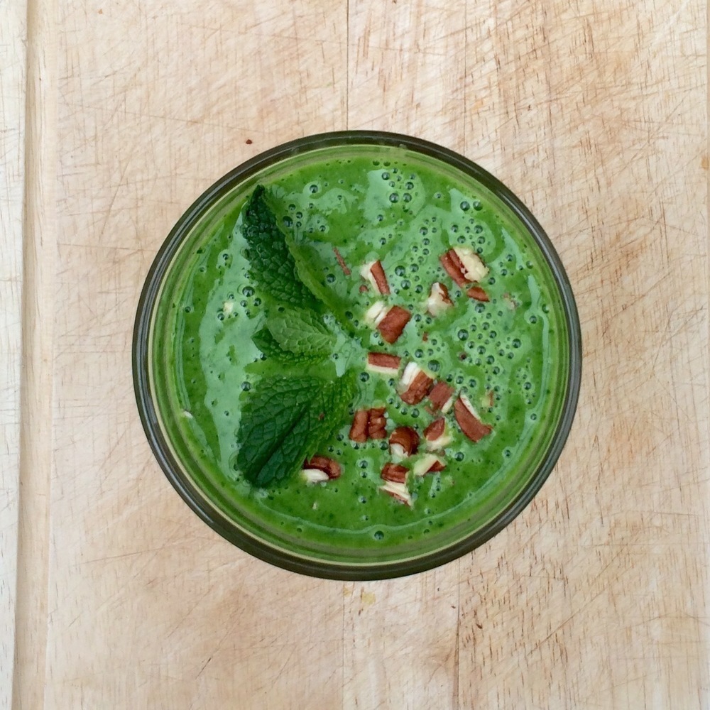 Mint And Spinach Power Smoothie (And So Tasty!) of Amy Black - Recipefy