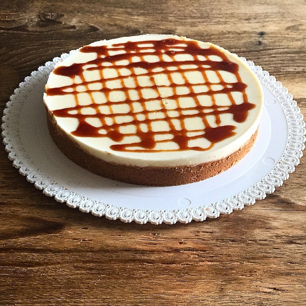 Cheesecake con panna cotta e caramello of Eleonora Michielan - Recipefy