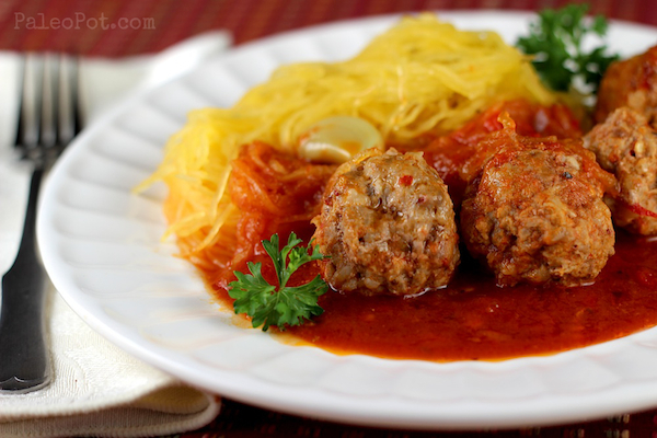 Stupid Easy Paleo Spaghetti Squash & Meatballs of Amy Jessup - Recipefy