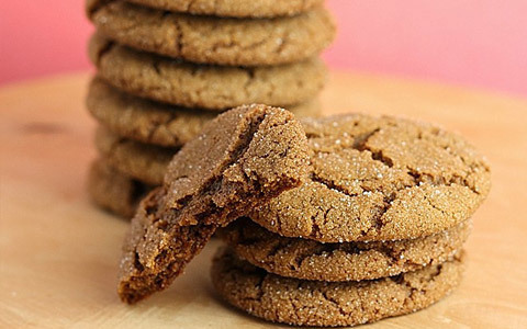 Molasses Ginger Snap Cookies of Michele Poole - Recipefy