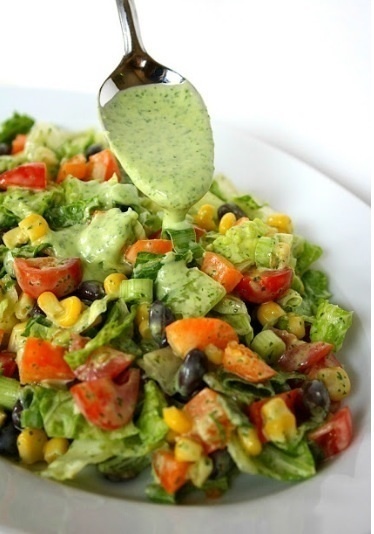 Southwestern Chopped Salad with cilantro dressing di Karyn Johnson - Recipefy