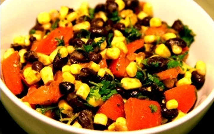 Corn and Black Bean Salad di Karyn Johnson - Recipefy