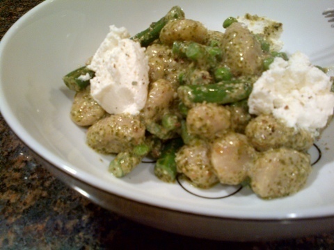 Creamy Pesto Gnoochi of Courtney Glantz - Recipefy