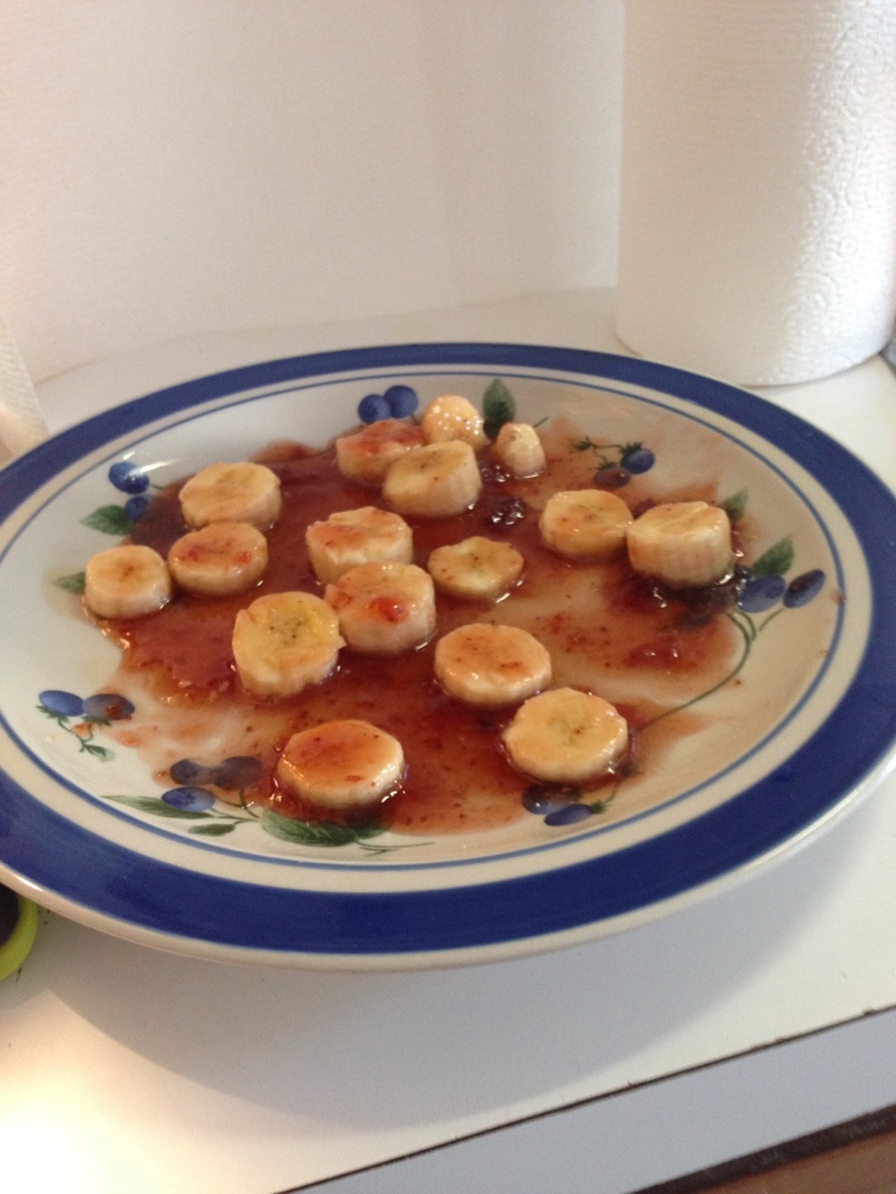  Banana slices with a strawberry glaze of SuperBossGaming - Recipefy