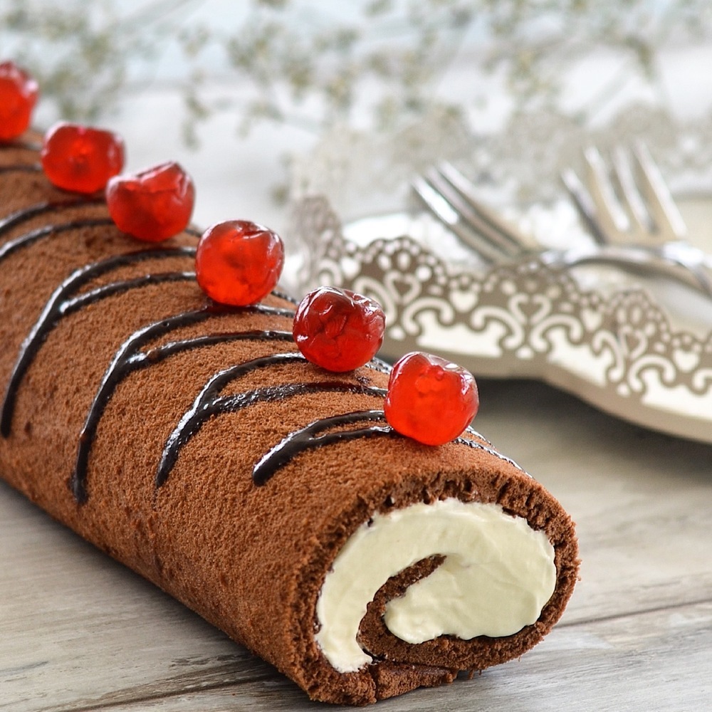 Tronchetto Di Natale Mascarpone.Rotolo Al Cacao Con Crema Al Mascarpone Di Eleonora Michielan Recipefy