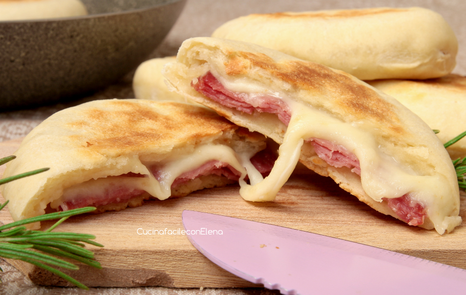 Focaccine in Padella Ripiene di Letizia - Recipefy