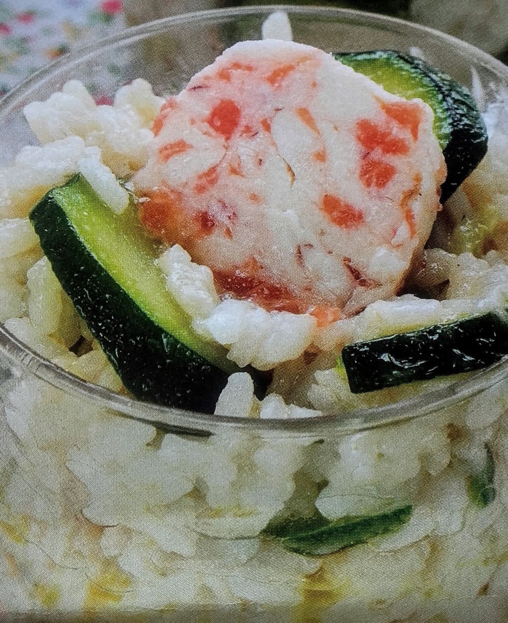 BICCHIERINI DI RISOTTO CON BURRO AL SALMONE ZUCCHINI E PEPE ROSA of Marina Marini - Recipefy