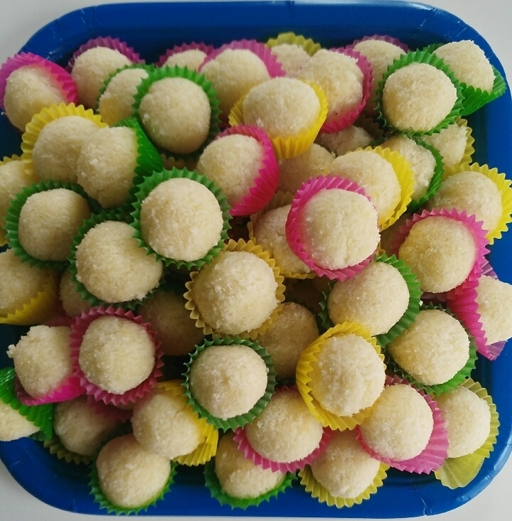 PALLINE AL COCCO (per il Bimby TM 21) of emanuela - Recipefy