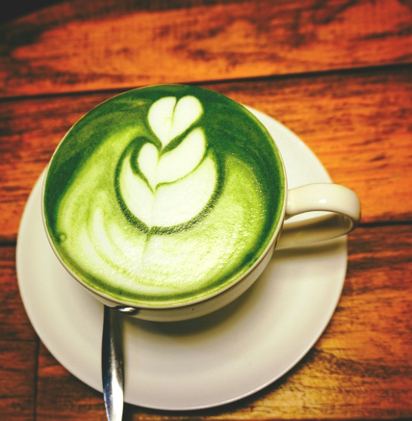 Matcha Latte with Almond Milk Recipe of Adon Djov - Recipefy