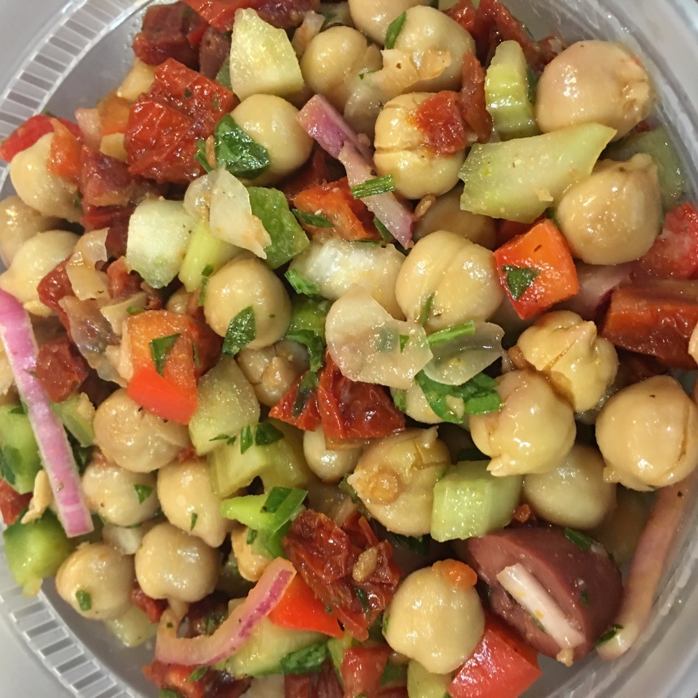 Mediterranean chickpea salad of organicallyblissful - Recipefy