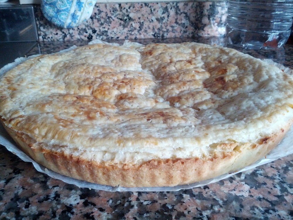 Crostata con crema di latte, ricoperta di pasta sfoglia of Diana - Recipefy