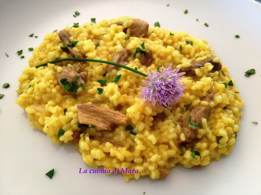 Risotto allo zafferano con straccetti di carne of Francy - Recipefy