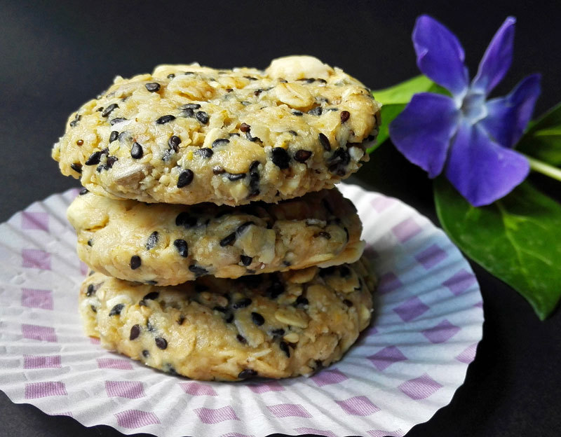 Delicious Raw Vegan Cookies de MyHealthyDessert - Recipefy