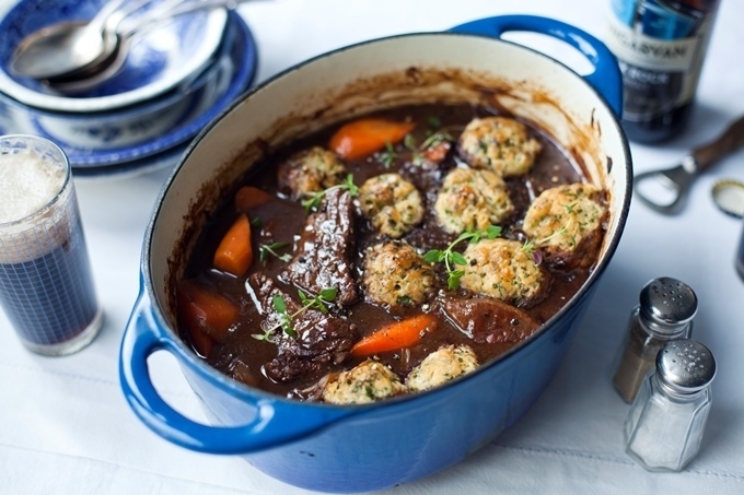 Beef stew with Parsley Dumplings de librarychick4405 - Recipefy