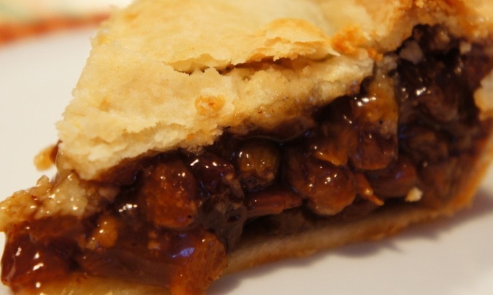 Sour Creme Raisen Pie di Michele Poole - Recipefy