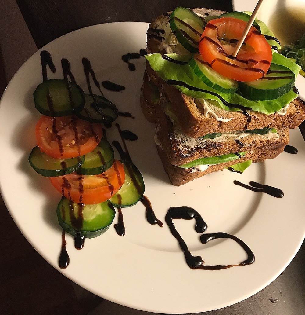 vegan club sandwiches de DC5veganlifestyle - Recipefy