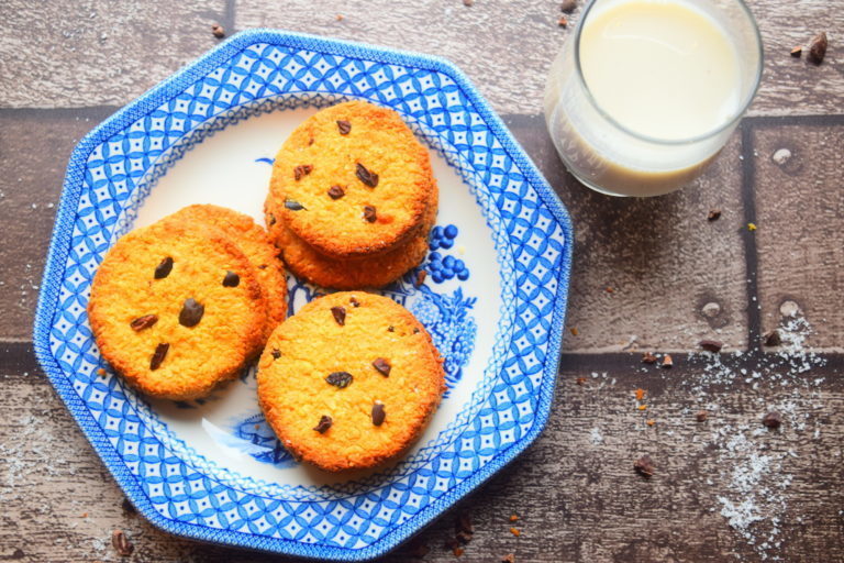 Chocolate Chip Coconut Cookies de MyNutriCounter - Recipefy