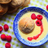 Pudding-and-custard-768x512