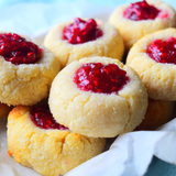 Raspberry-thumb-print-cookies-768x512