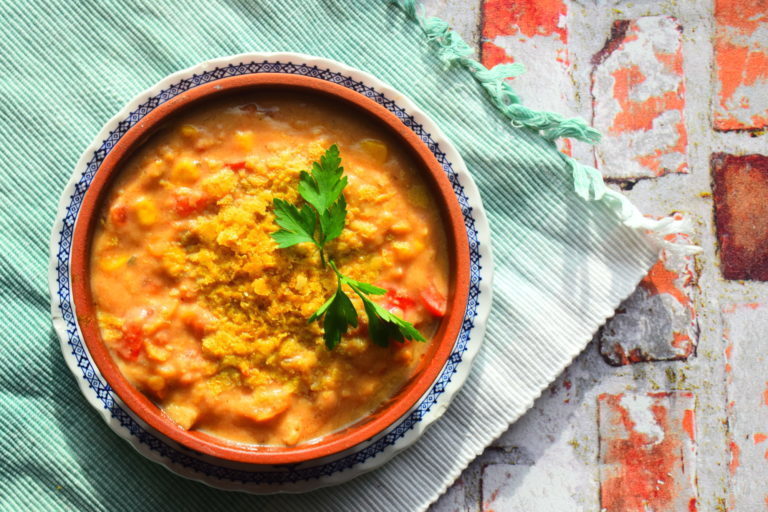 Vegetarian Spiced Lentil Soup of MyNutriCounter - Recipefy