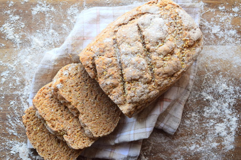 Wholemeal Spelt Bread de MyNutriCounter - Recipefy