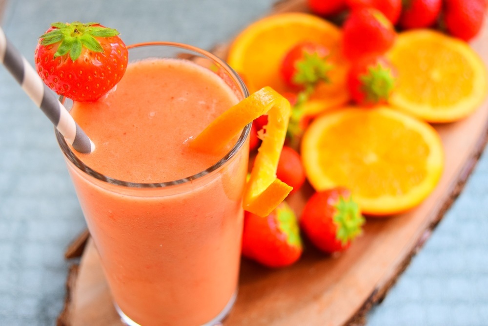 Strawberry, Orange & Banana Frappe of MyNutriCounter - Recipefy