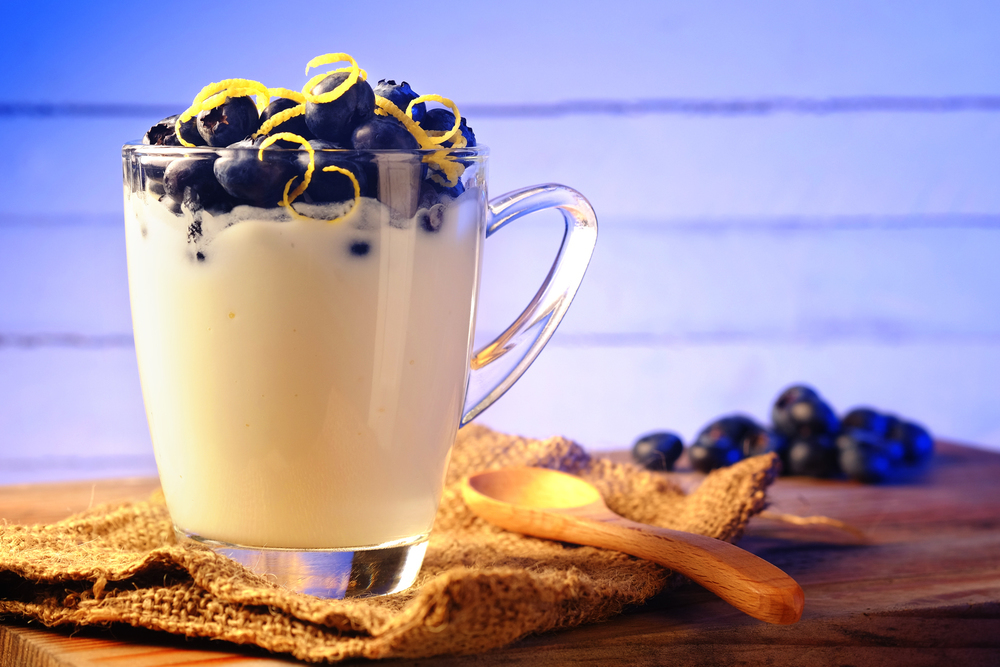 Blueberry and Rose Water Yogurt Parfait of MyNutriCounter - Recipefy