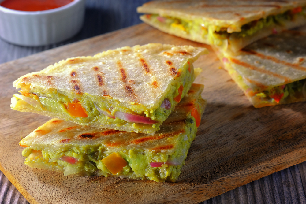 Grilled Avocado Quesadilla di MyNutriCounter - Recipefy