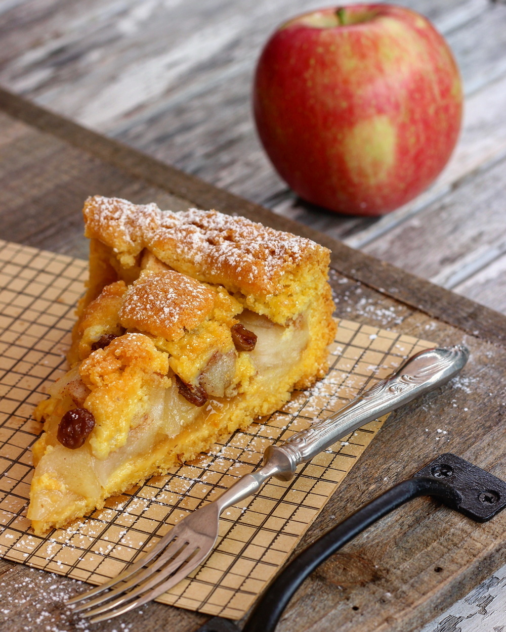 Crostata con farina di mais alle mele e uvetta of tiziana - Recipefy