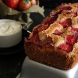 Strawberry_cake_recipe-520x346
