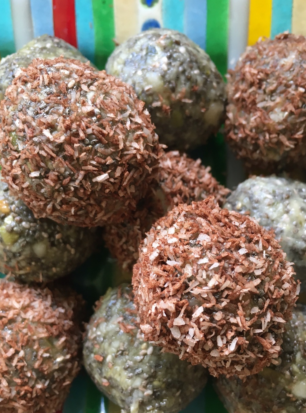 Nutty Breakfast Balls of librarychick4405 - Recipefy