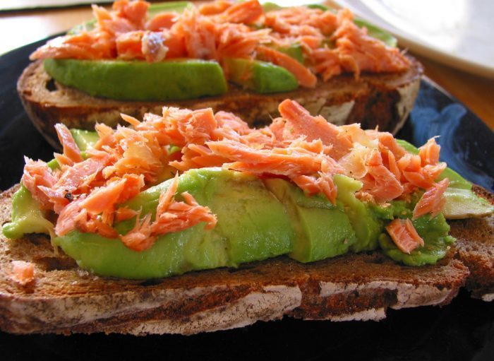 Avocado Stuffed with Smoked Salmon de Adon Djov - Recipefy