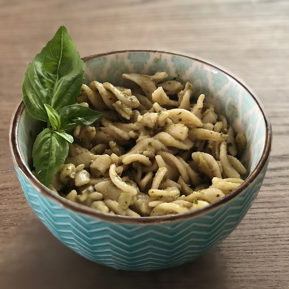 Avo + Pest Pasta (Vegan, Gluten-Free) de Rene Brunold - Recipefy