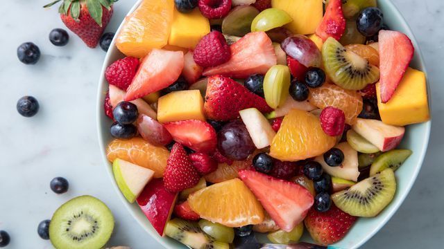 Perfect Summer Fruit Salad de healthymagz - Recipefy