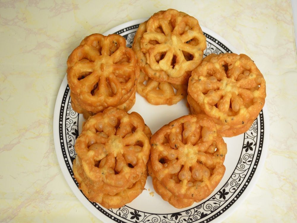 Rose Cookies Recipe di Mithra - Recipefy
