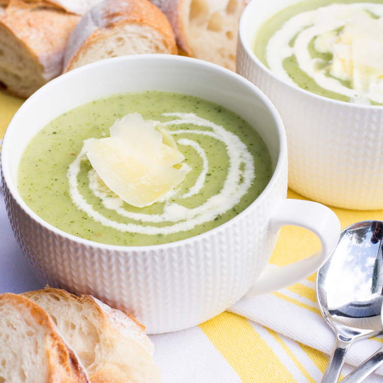 HEALTHY VEGETARIAN ZUCCHINI SOUP of Grab Your Spork - Recipefy