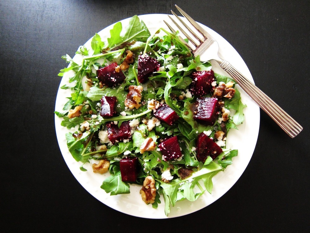 Beet and Goat Cheese Salad with White Wine Vingarette of Kelly Barton - Recipefy