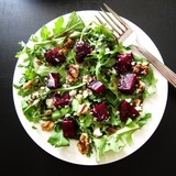 Instant-pot-beet-salad-with-arugula-goat-cheese-and-walnuts-image