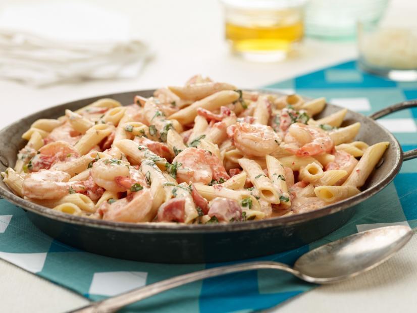 Penne with Shrimp and Herbed Cream Sauce de Schalene Dagutis - Recipefy